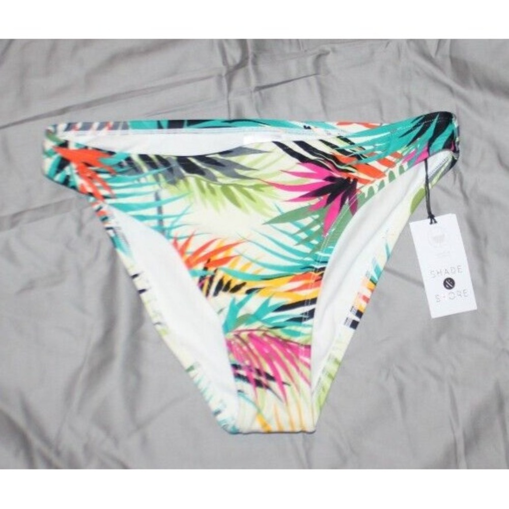 Women's low rise Cheeky Bikini Bottom - Shade & Shore Black tropical size XL